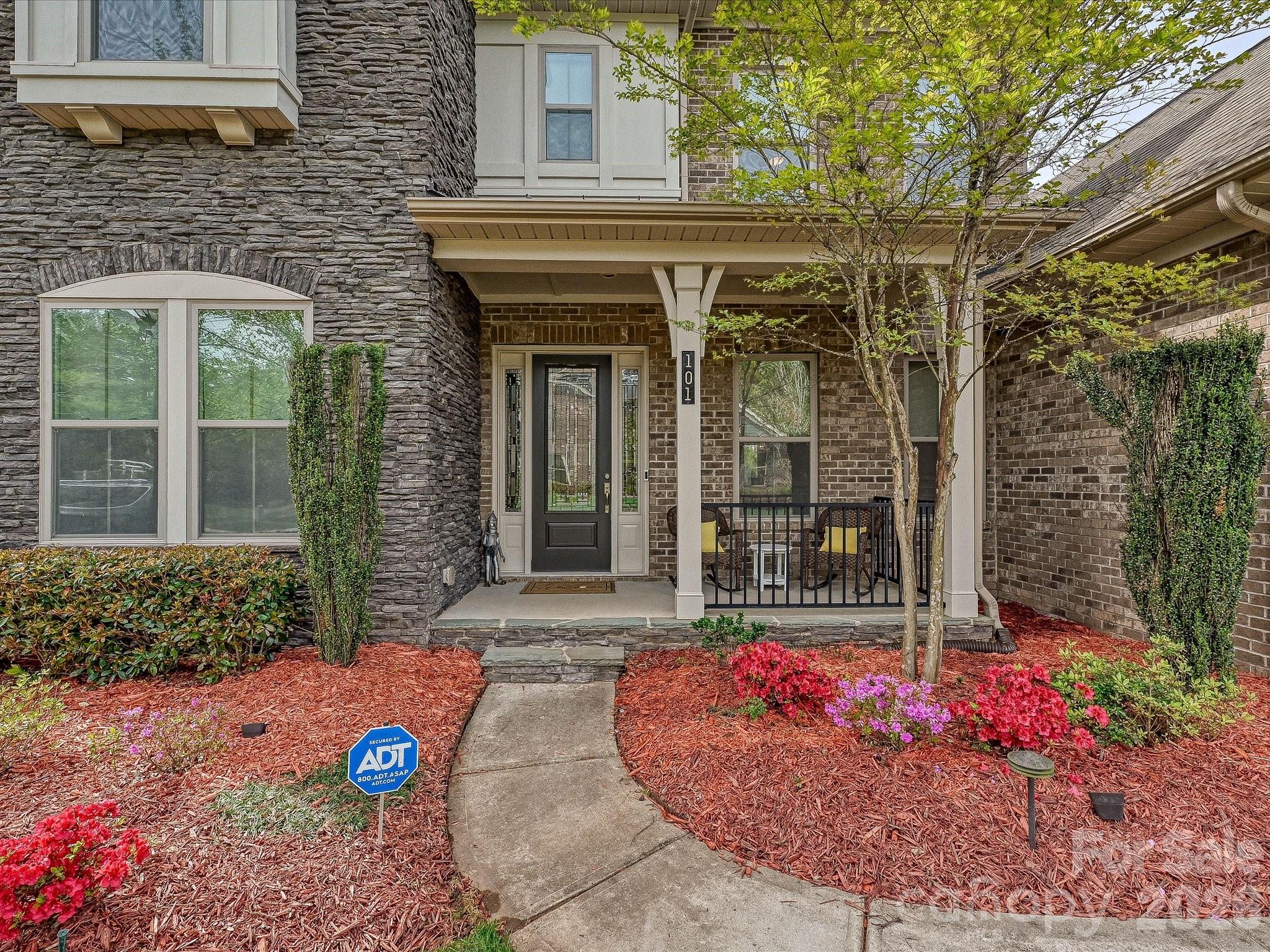 101 Enclave Boulevard Matthews NC 28104