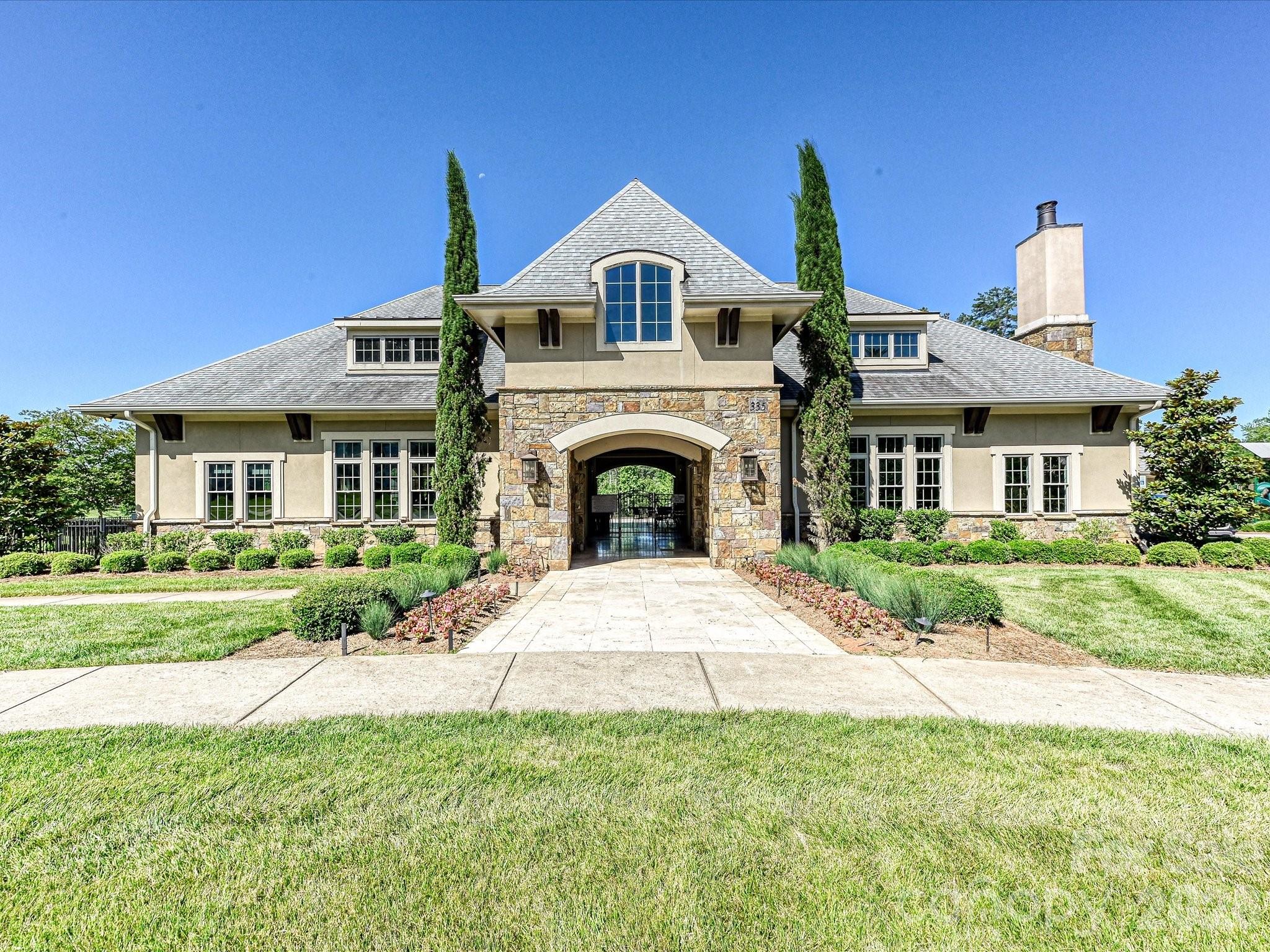 101 Enclave Boulevard Matthews NC 28104