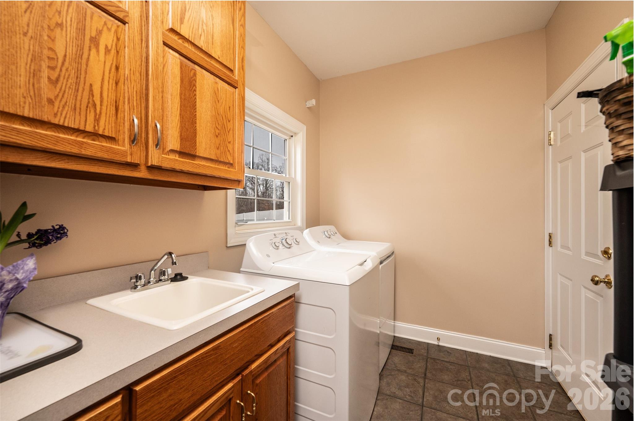 2640 Ironwood Drive Hickory NC 28602