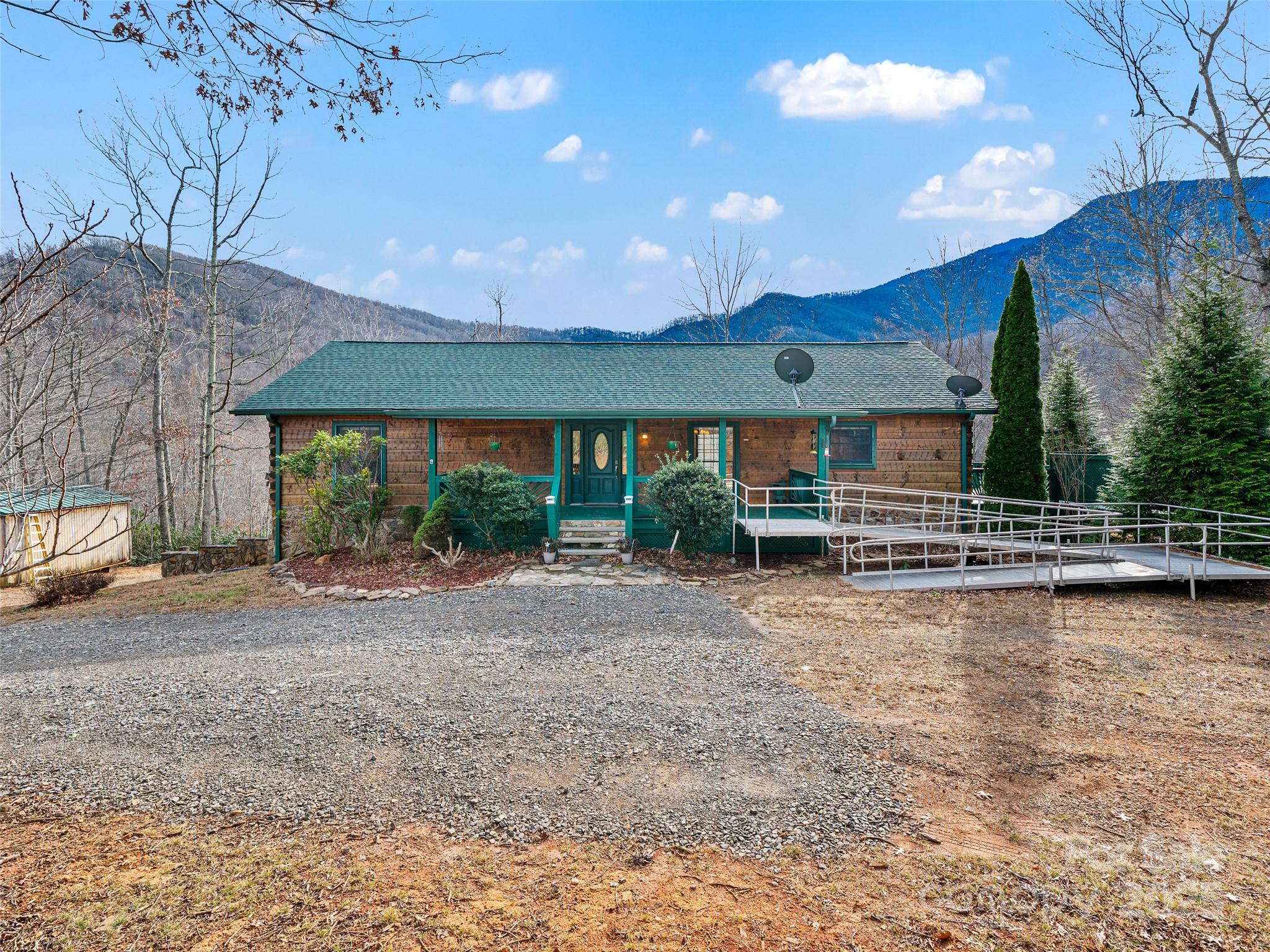 211 Cherry Hollow Road Burnsville NC 28714