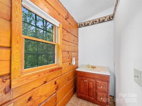 211 Cherry Hollow Road Burnsville NC 28714