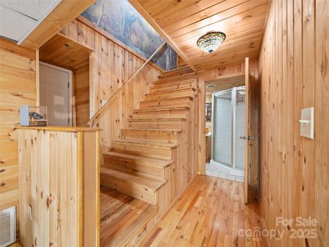 211 Cherry Hollow Road Burnsville NC 28714