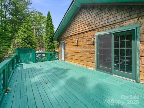 211 Cherry Hollow Road Burnsville NC 28714