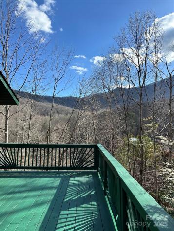 211 Cherry Hollow Road Burnsville NC 28714