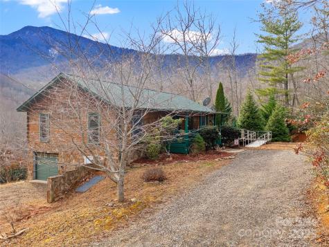 211 Cherry Hollow Road Burnsville NC 28714