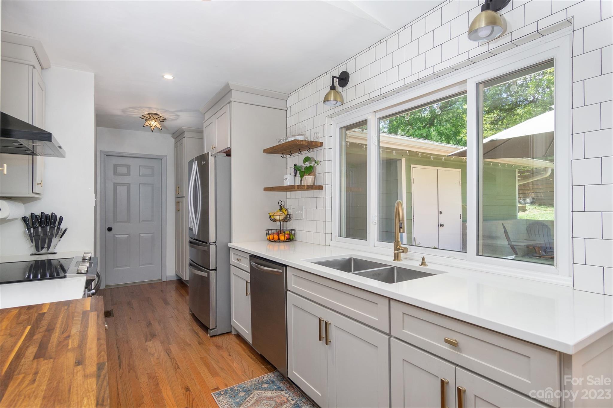 13 Woodfield Road Arden NC 28704