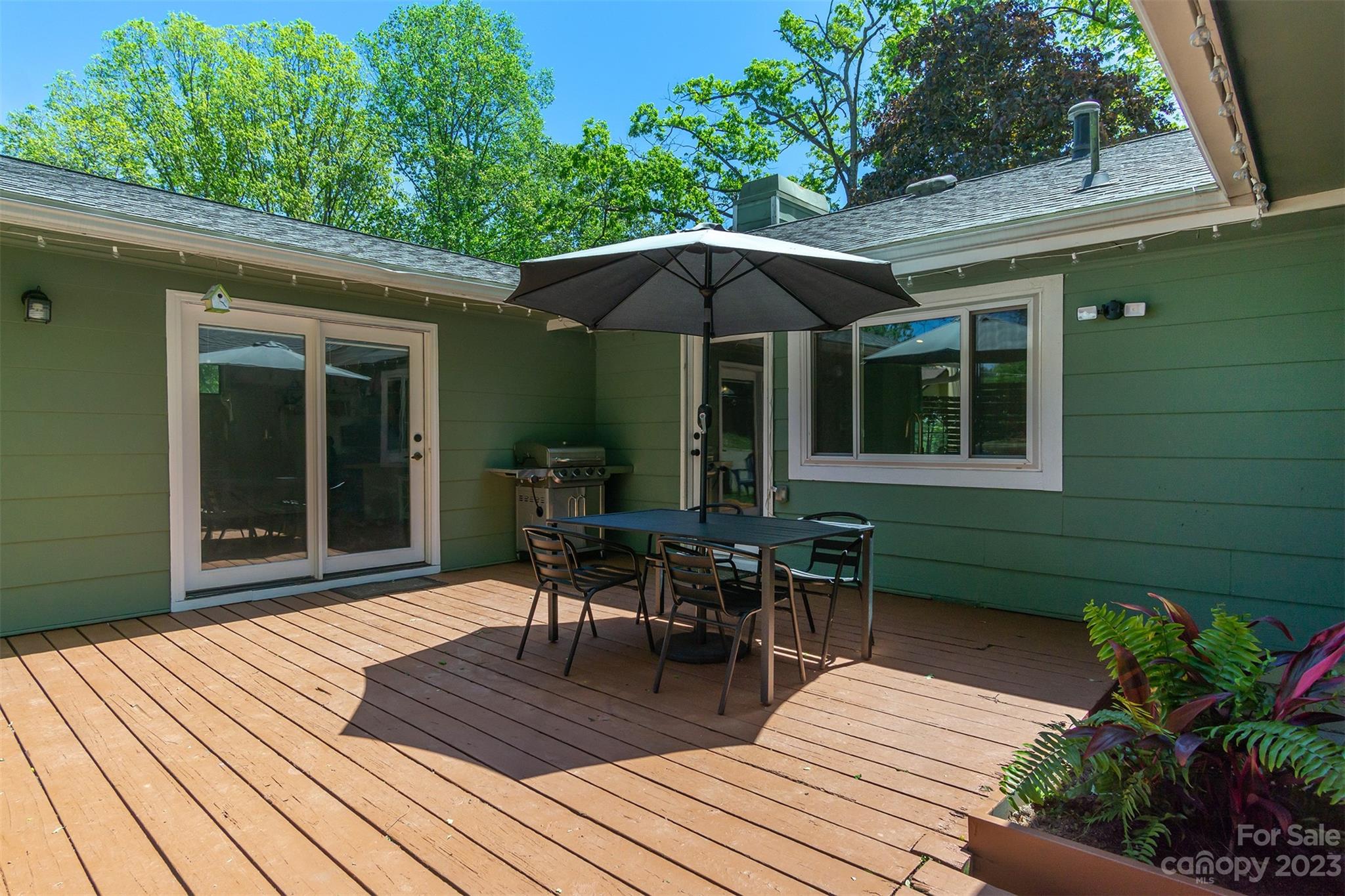 13 Woodfield Road Arden NC 28704