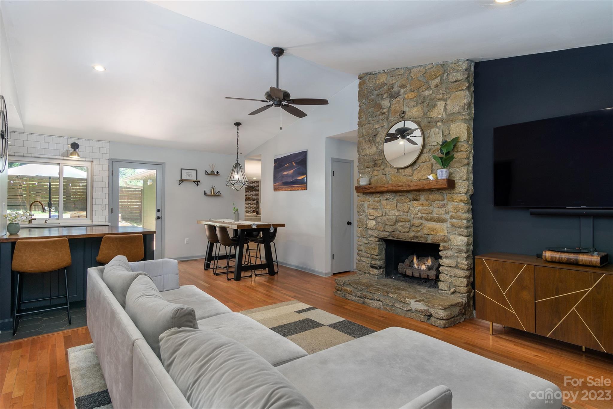 13 Woodfield Road Arden NC 28704