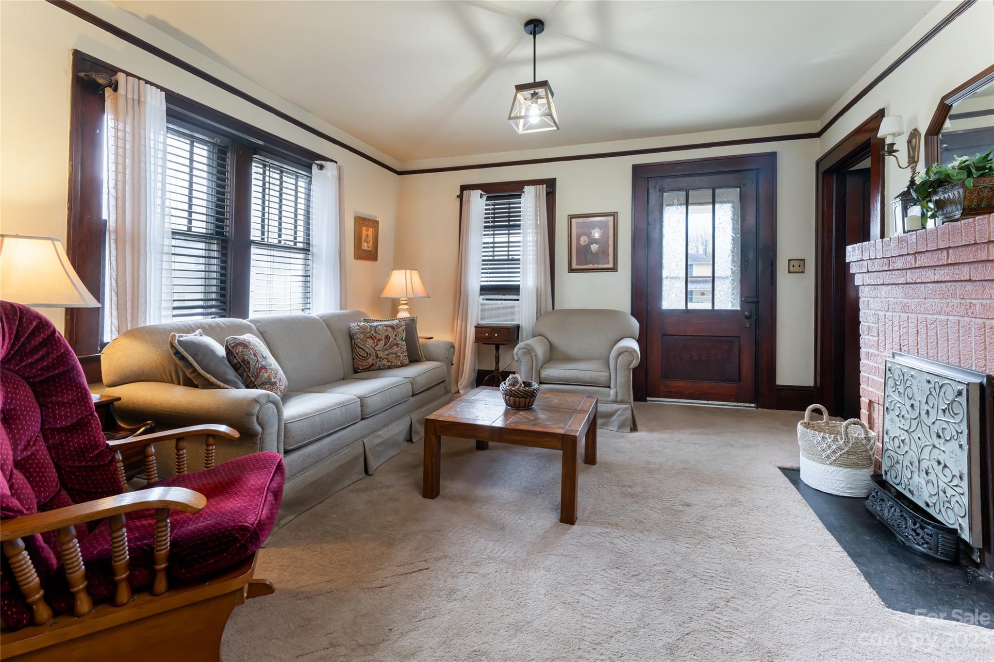 19 North Street Asheville NC 28801