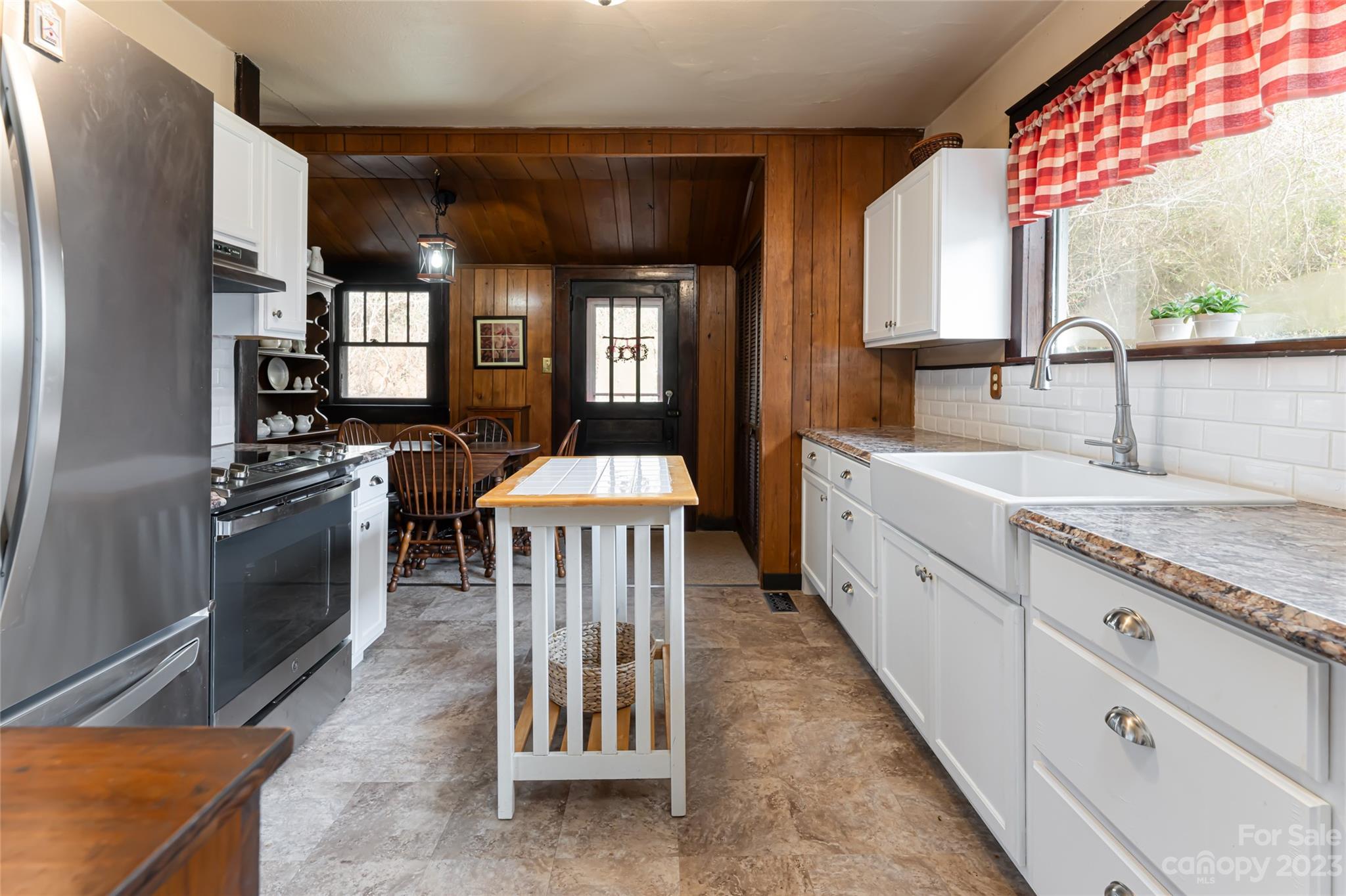 19 North Street Asheville NC 28801