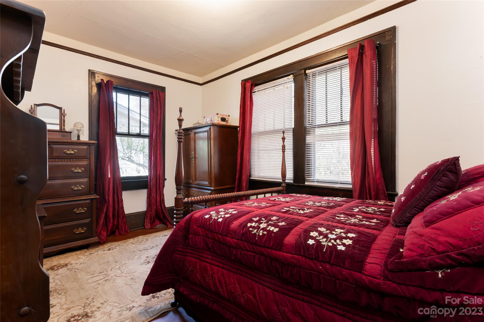 19 North Street Asheville NC 28801