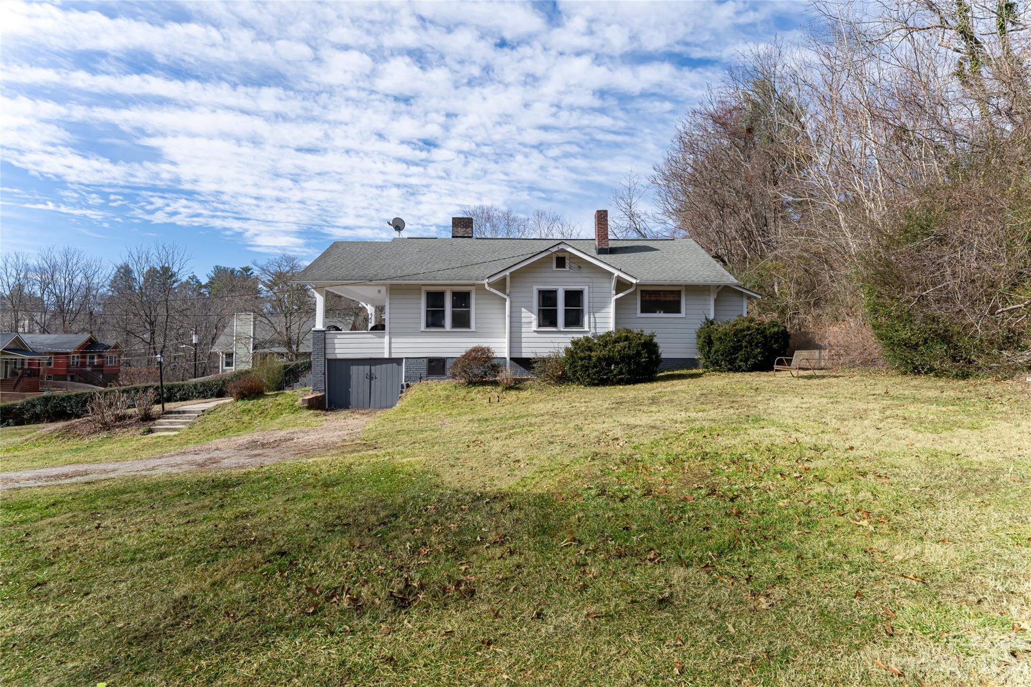 19 North Street Asheville NC 28801