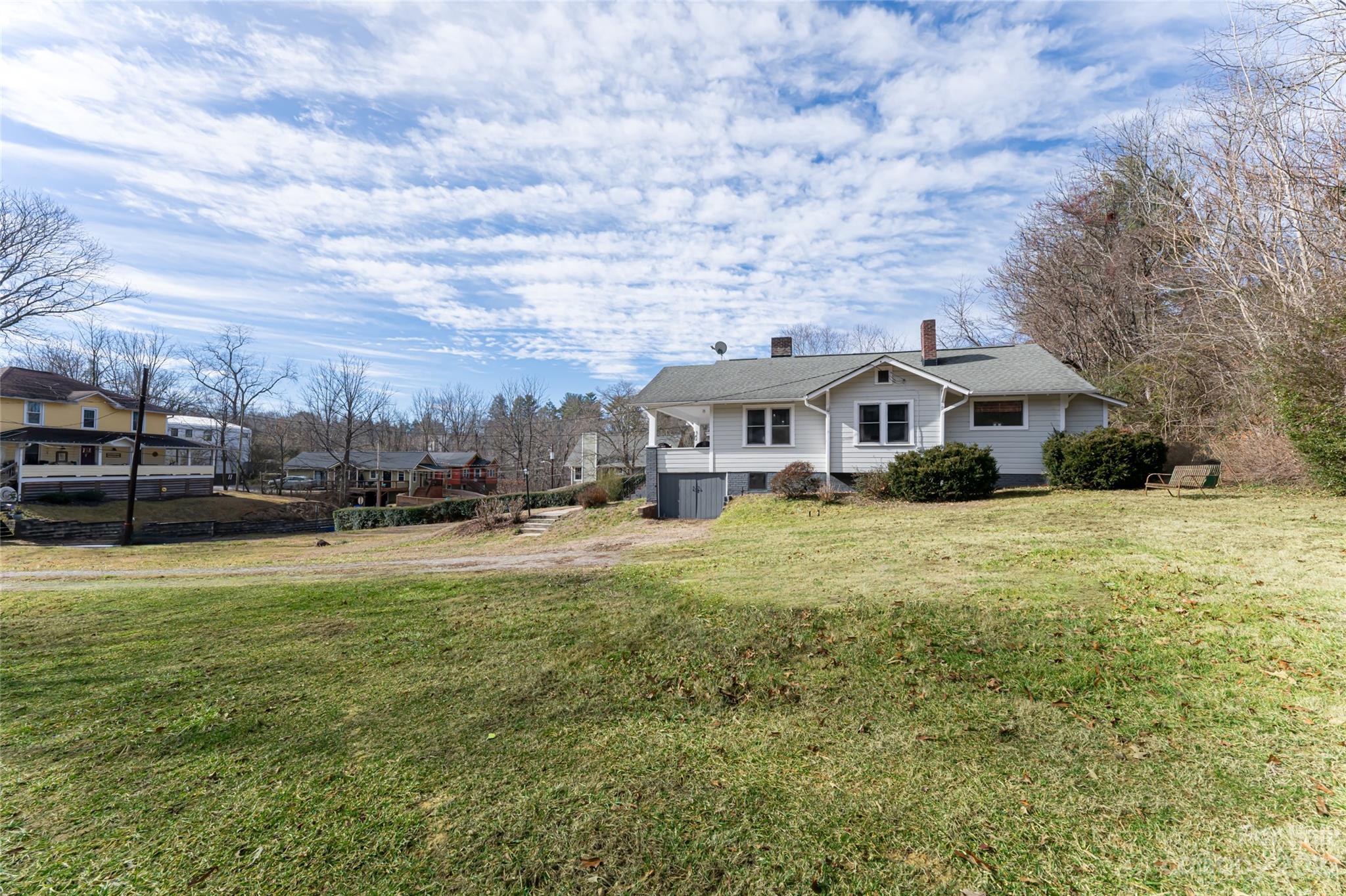 19 North Street Asheville NC 28801