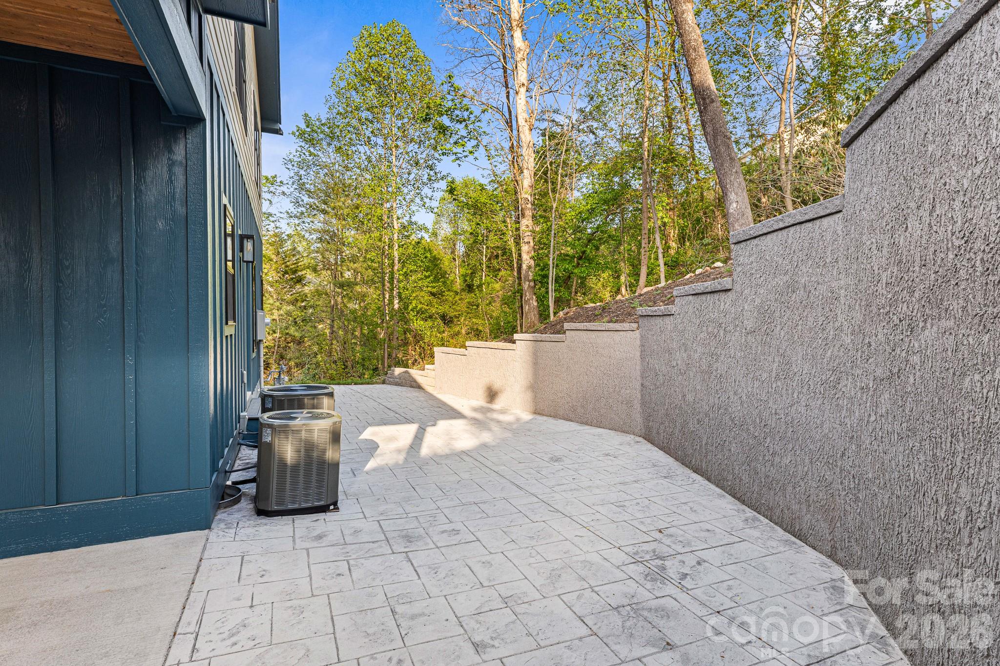 18 Winterhawk Drive Arden NC 28704