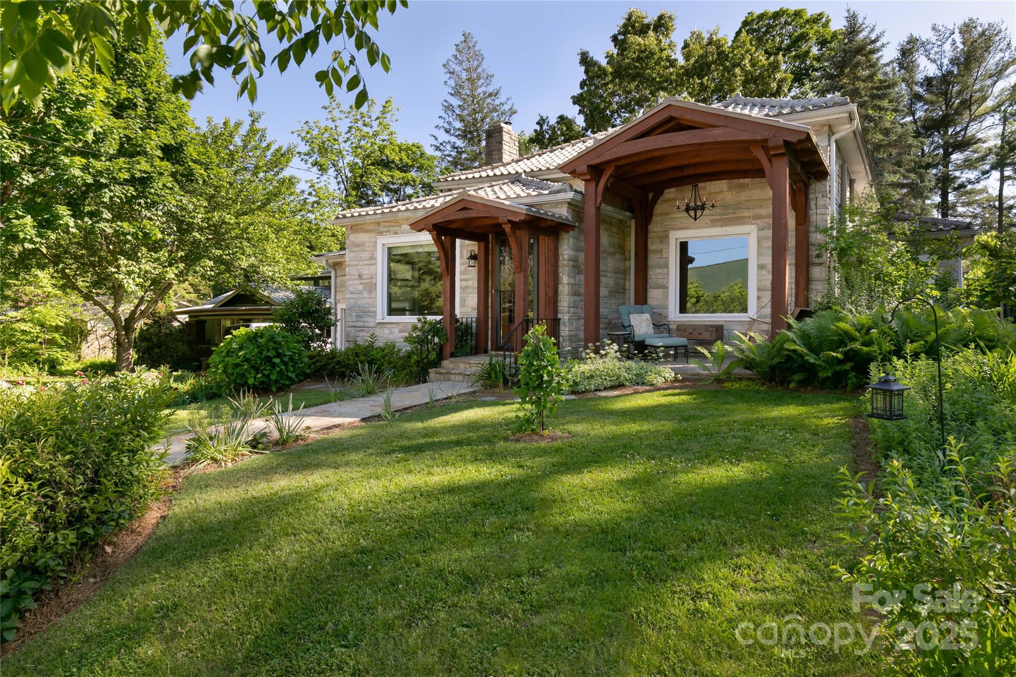 125 Church Street Black Mountain NC 28711