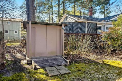 125 Church Street Black Mountain NC 28711