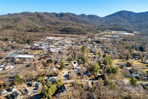 125 Church Street Black Mountain NC 28711