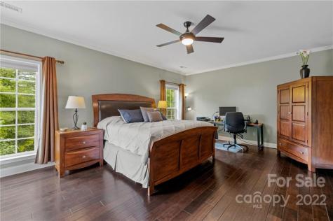 280 Hunter Ridge Drive Marshall NC 28753