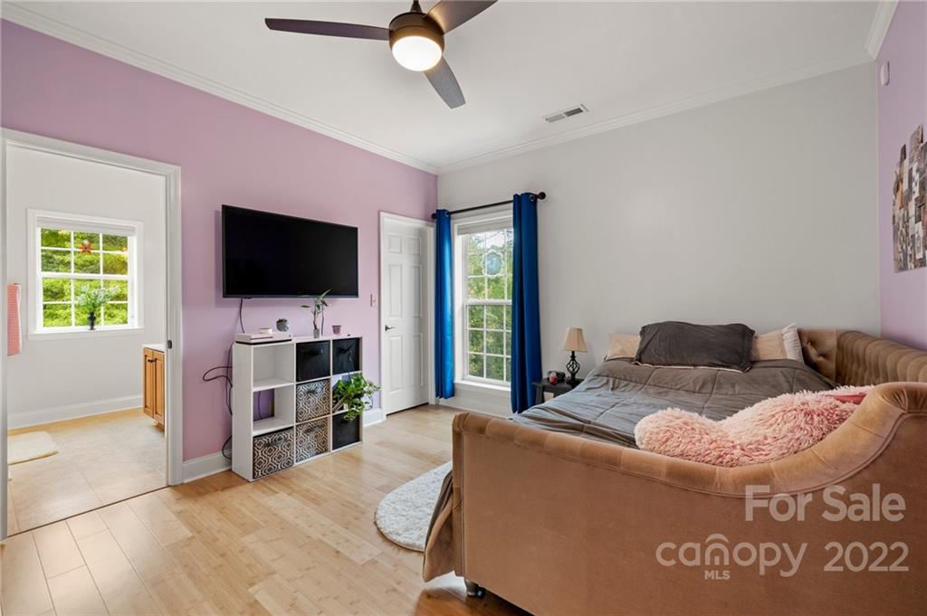 280 Hunter Ridge Drive Marshall NC 28753
