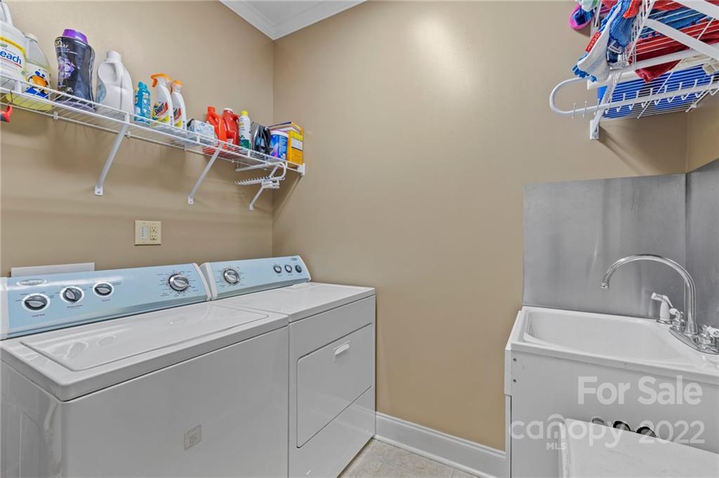 280 Hunter Ridge Drive Marshall NC 28753