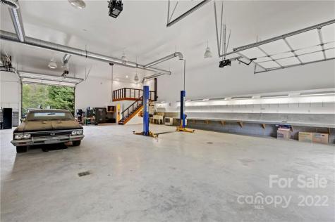 280 Hunter Ridge Drive Marshall NC 28753