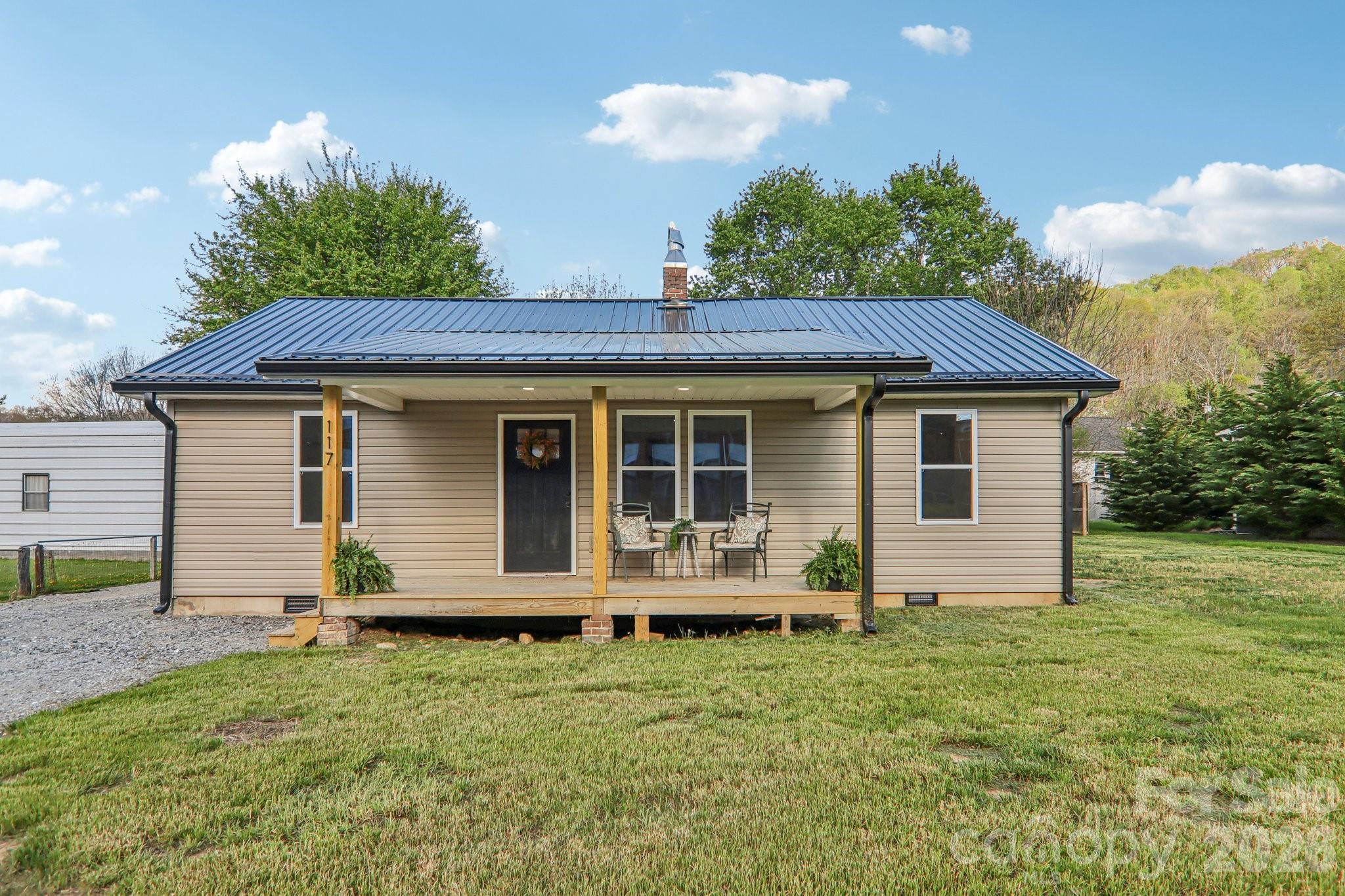 117 Virginia Avenue Waynesville NC 28786