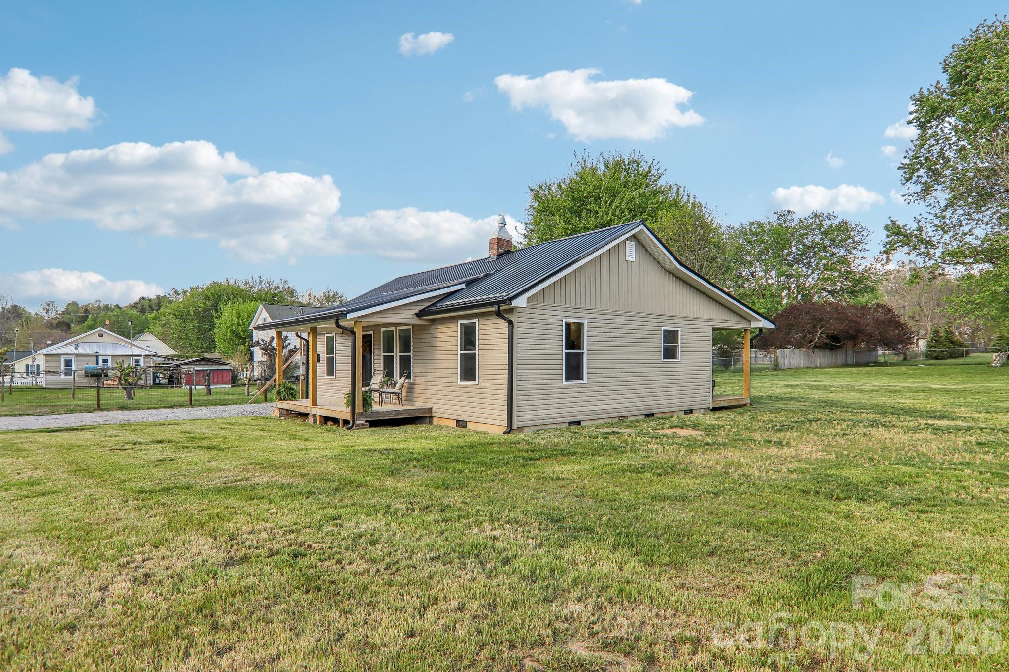 117 Virginia Avenue Waynesville NC 28786