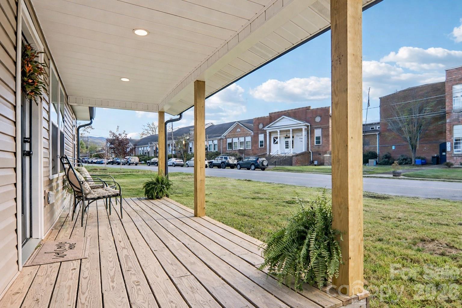 117 Virginia Avenue Waynesville NC 28786