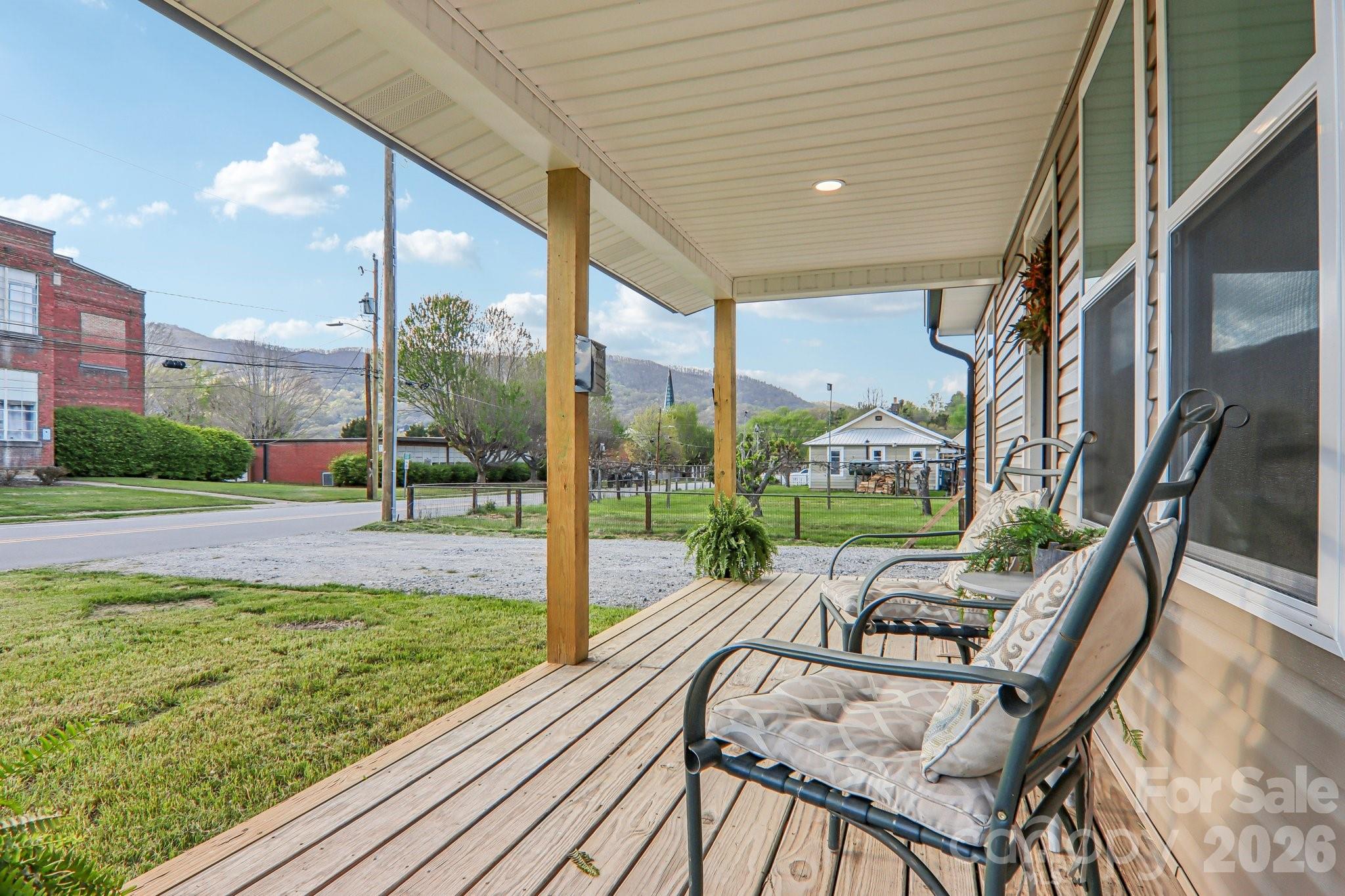 117 Virginia Avenue Waynesville NC 28786