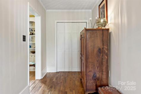 13 Brucemont Place Asheville NC 28806