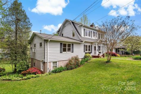 13 Brucemont Place Asheville NC 28806