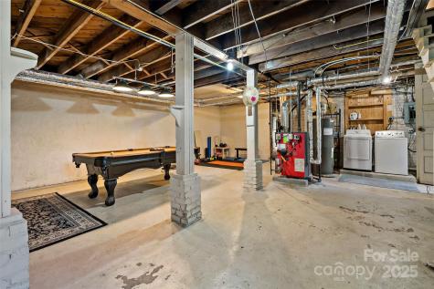 13 Brucemont Place Asheville NC 28806