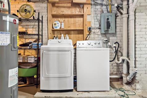 13 Brucemont Place Asheville NC 28806