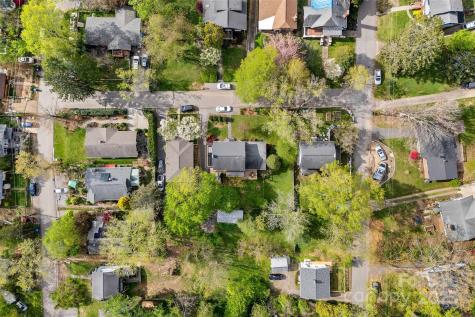 13 Brucemont Place Asheville NC 28806