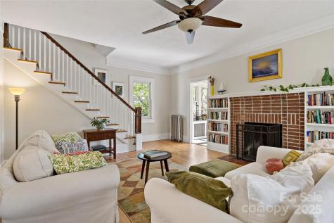 13 Brucemont Place Asheville NC 28806