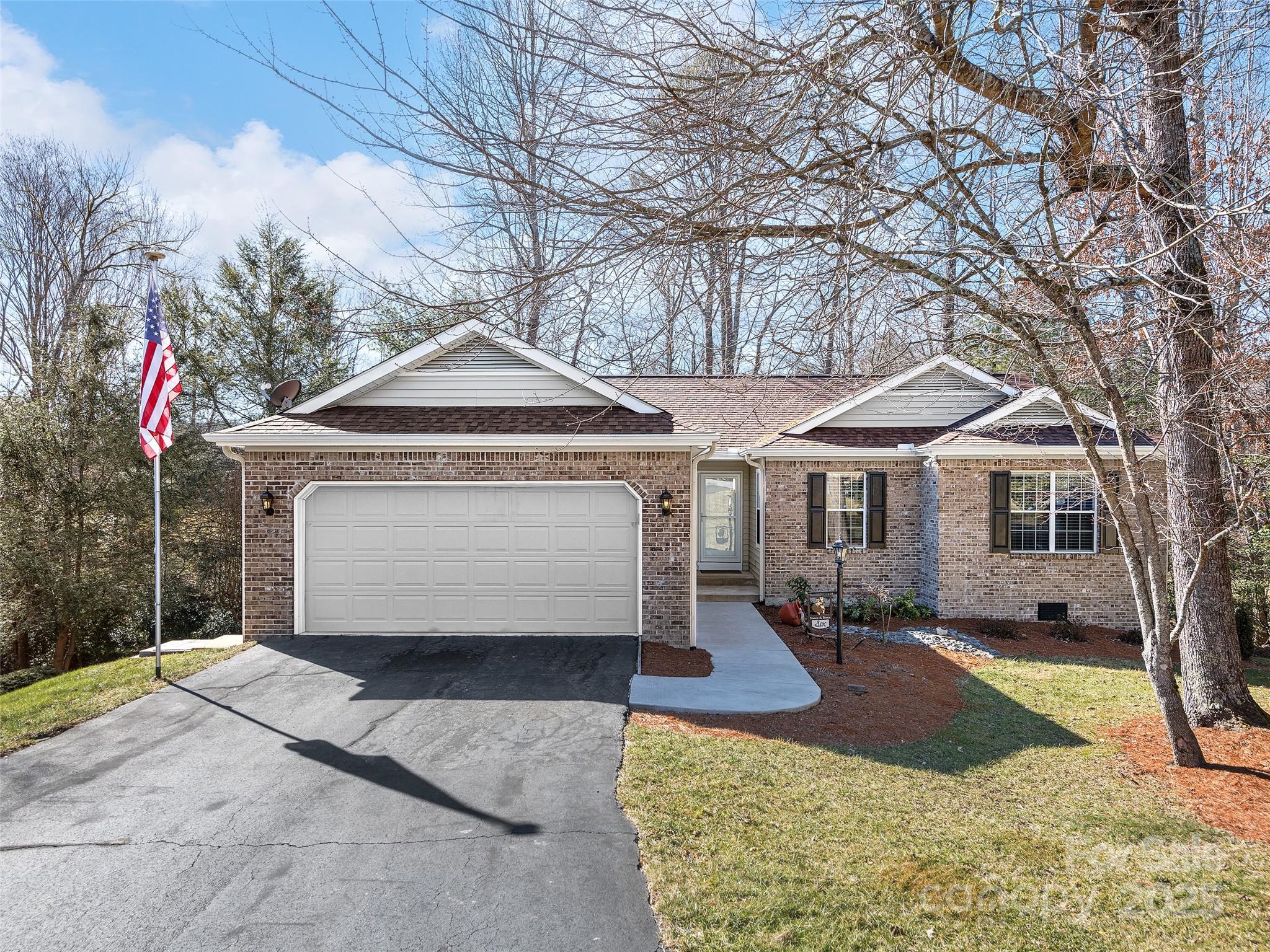6 Pinehurst Court Etowah NC 28729
