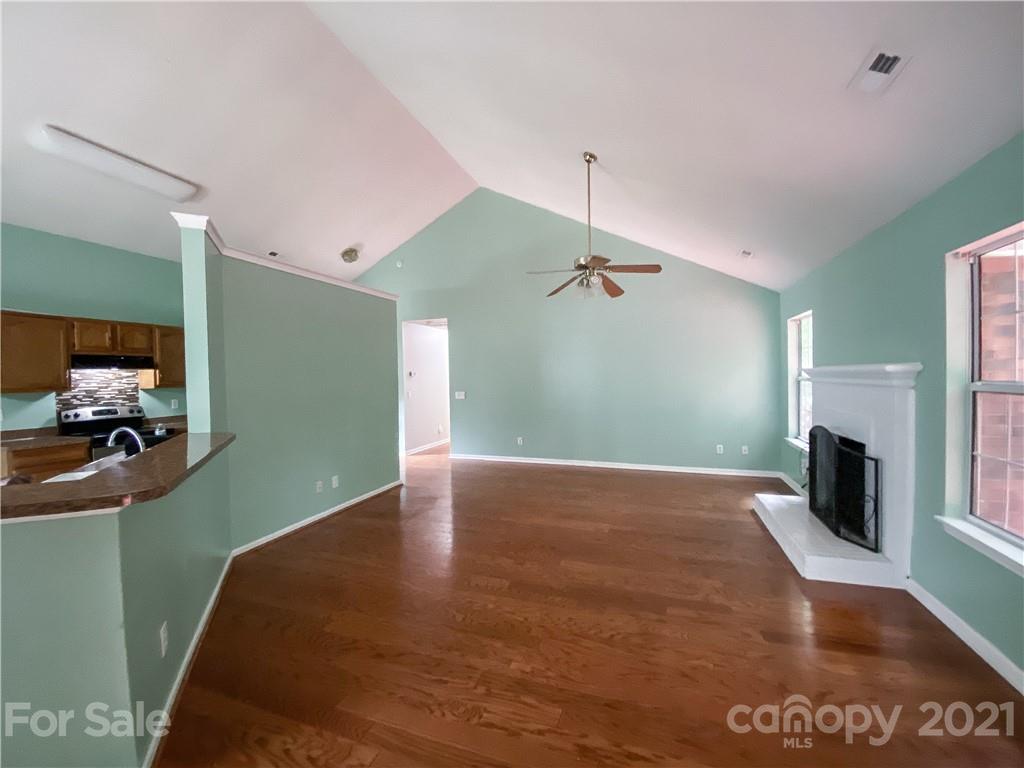 7007 Spandril Lane Charlotte NC 28215