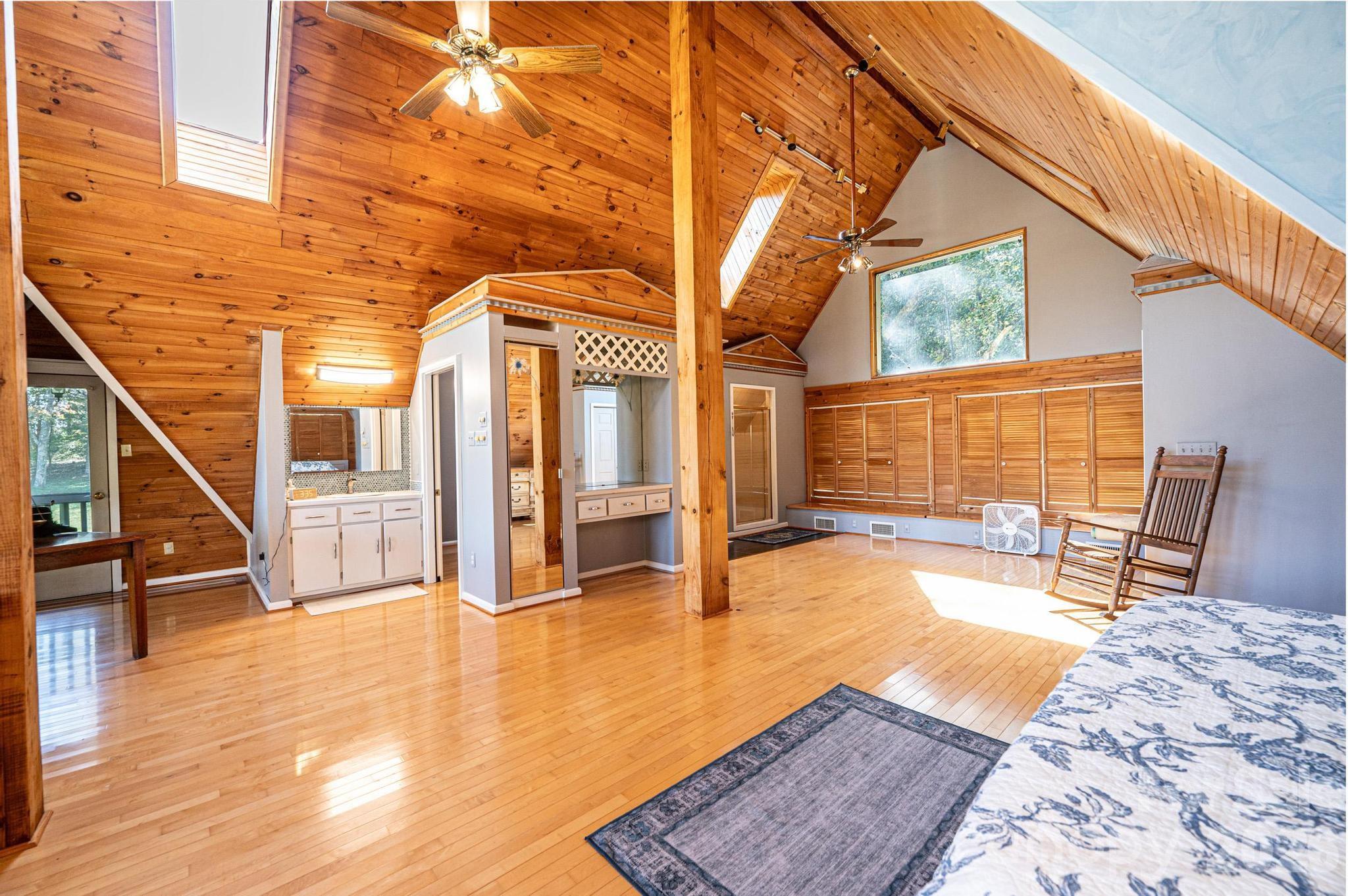 1925 Lake Acres Drive Hickory NC 28601