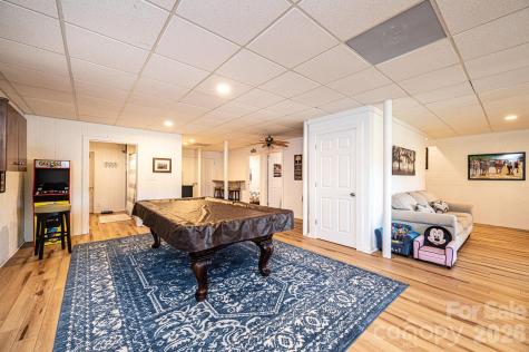 1925 Lake Acres Drive Hickory NC 28601