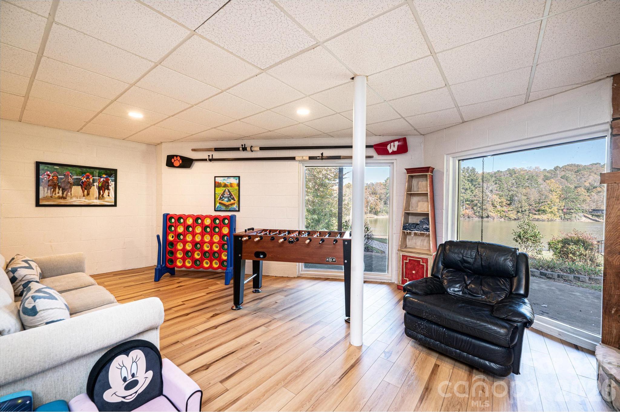 1925 Lake Acres Drive Hickory NC 28601