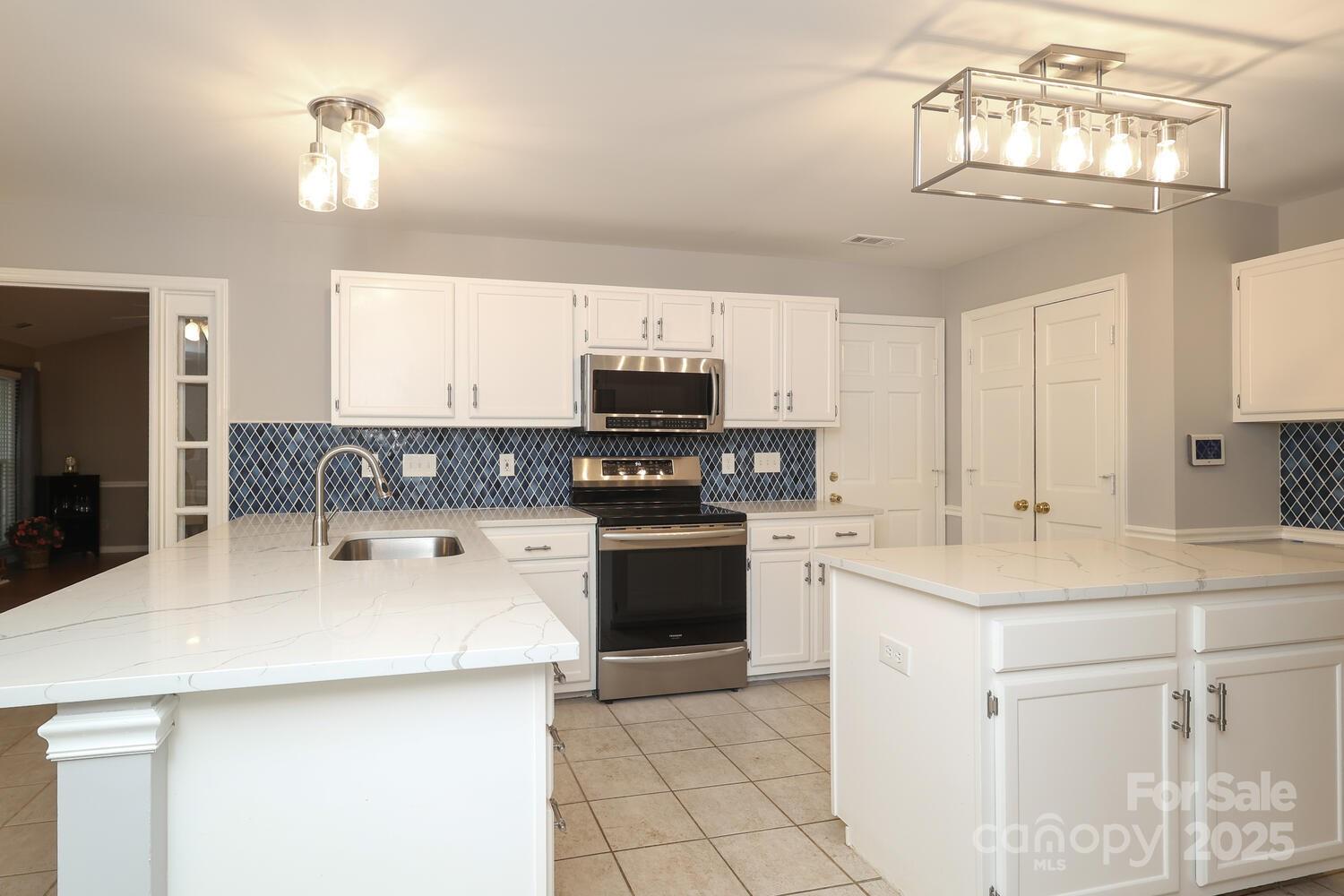 9900 Colvard Circle Charlotte NC 28269