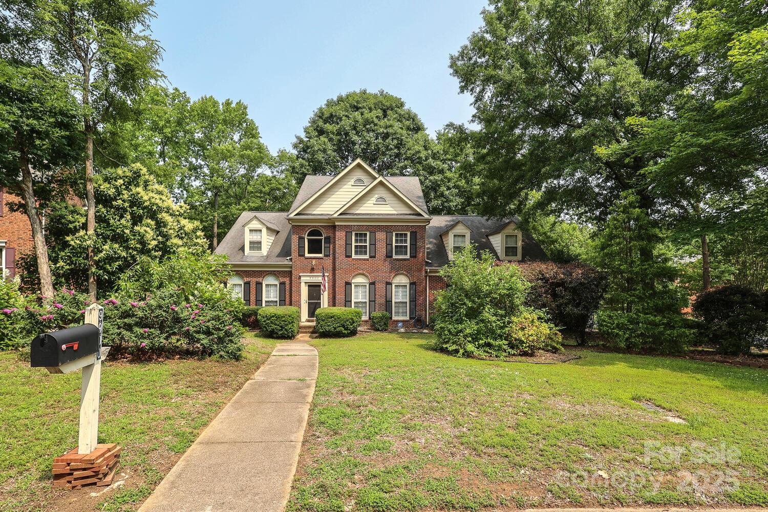 9900 Colvard Circle Charlotte NC 28269