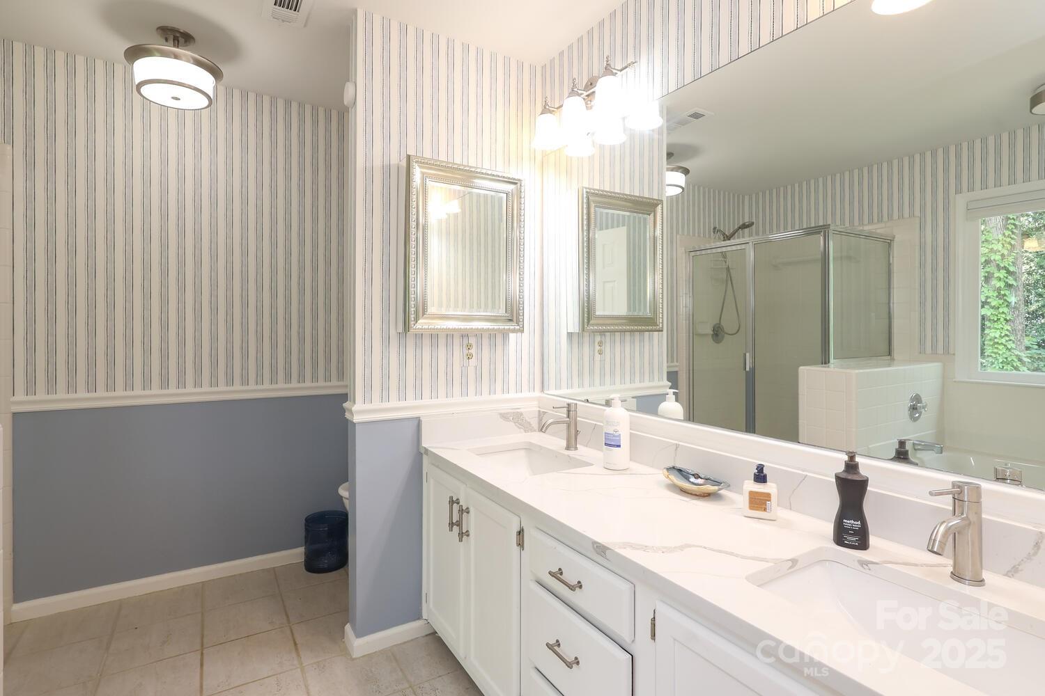 9900 Colvard Circle Charlotte NC 28269