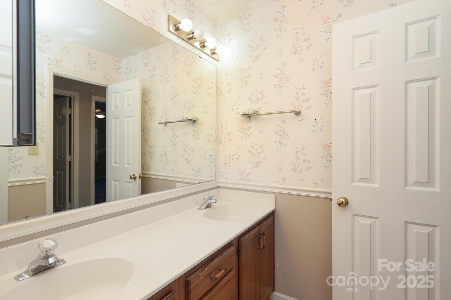 9900 Colvard Circle Charlotte NC 28269
