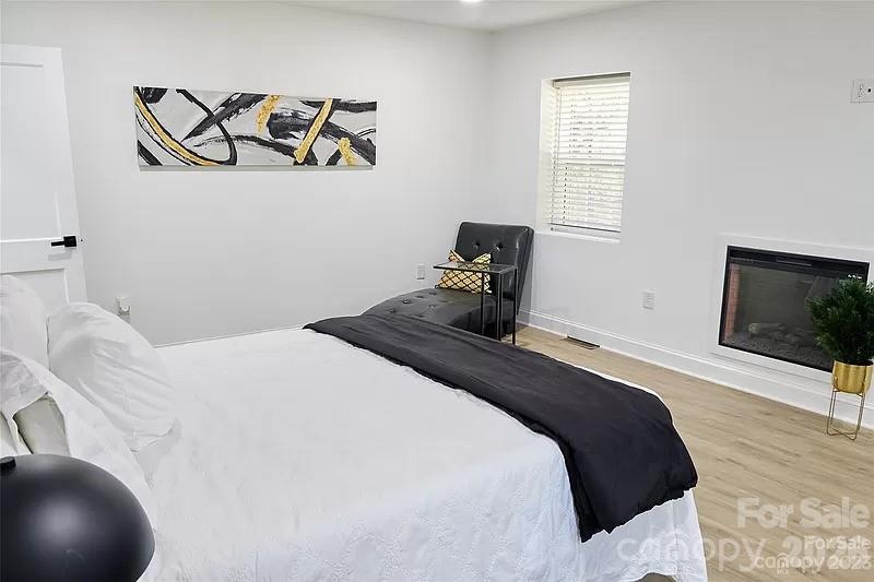 2524 Pickway Drive Charlotte NC 28269