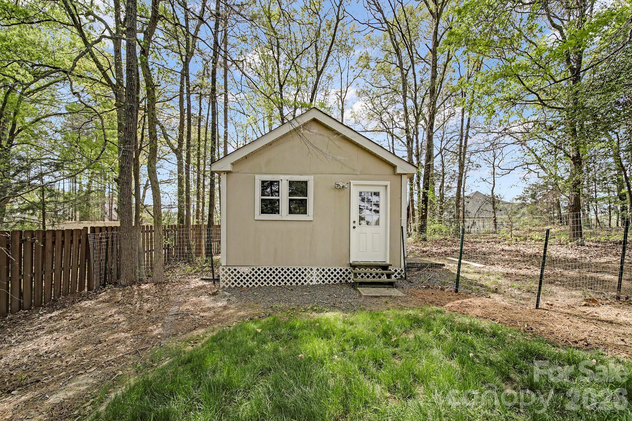 12509 Stirling Trace Court Charlotte NC 28277