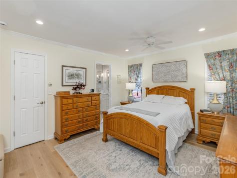 128 Camellia Way Hendersonville NC 28739