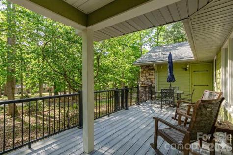 128 Camellia Way Hendersonville NC 28739