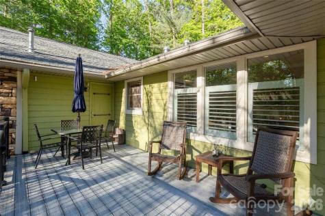 128 Camellia Way Hendersonville NC 28739
