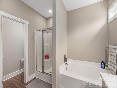 34 S Christie Court Fletcher NC 28732